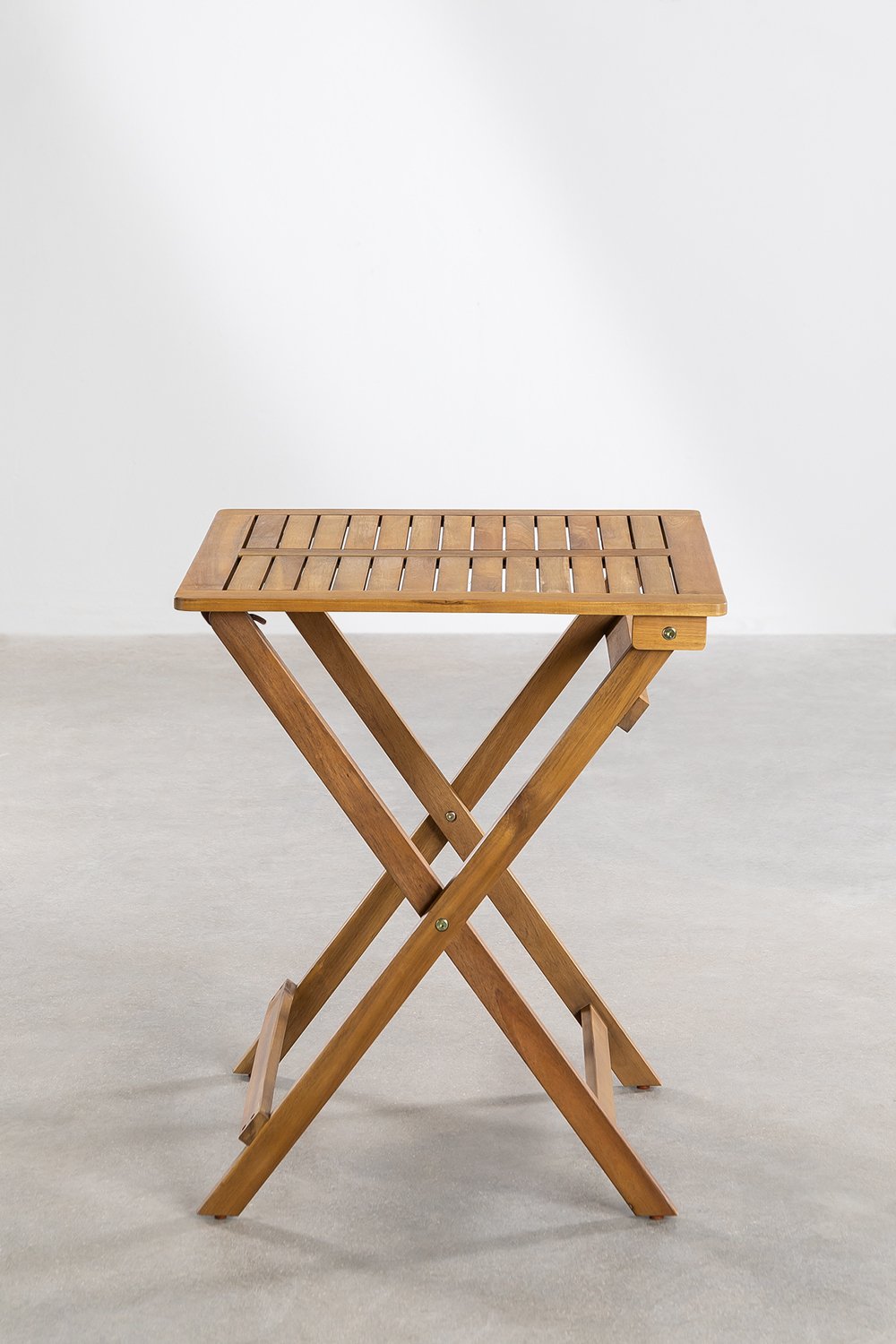 Set tavolo quadrato (60x60 cm) e 2 sedie da giardino pieghevoli in legno di acacia Delawer