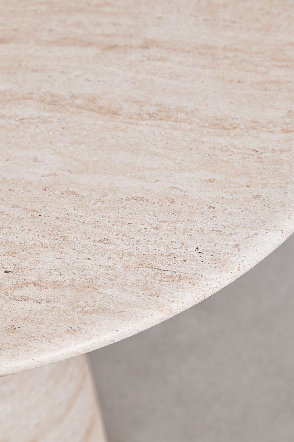 Set tavolo ovale Noemi in cemento effetto travertino (220x95 cm) e 8 sedie da pranzo Mara Signature in legno di rovere