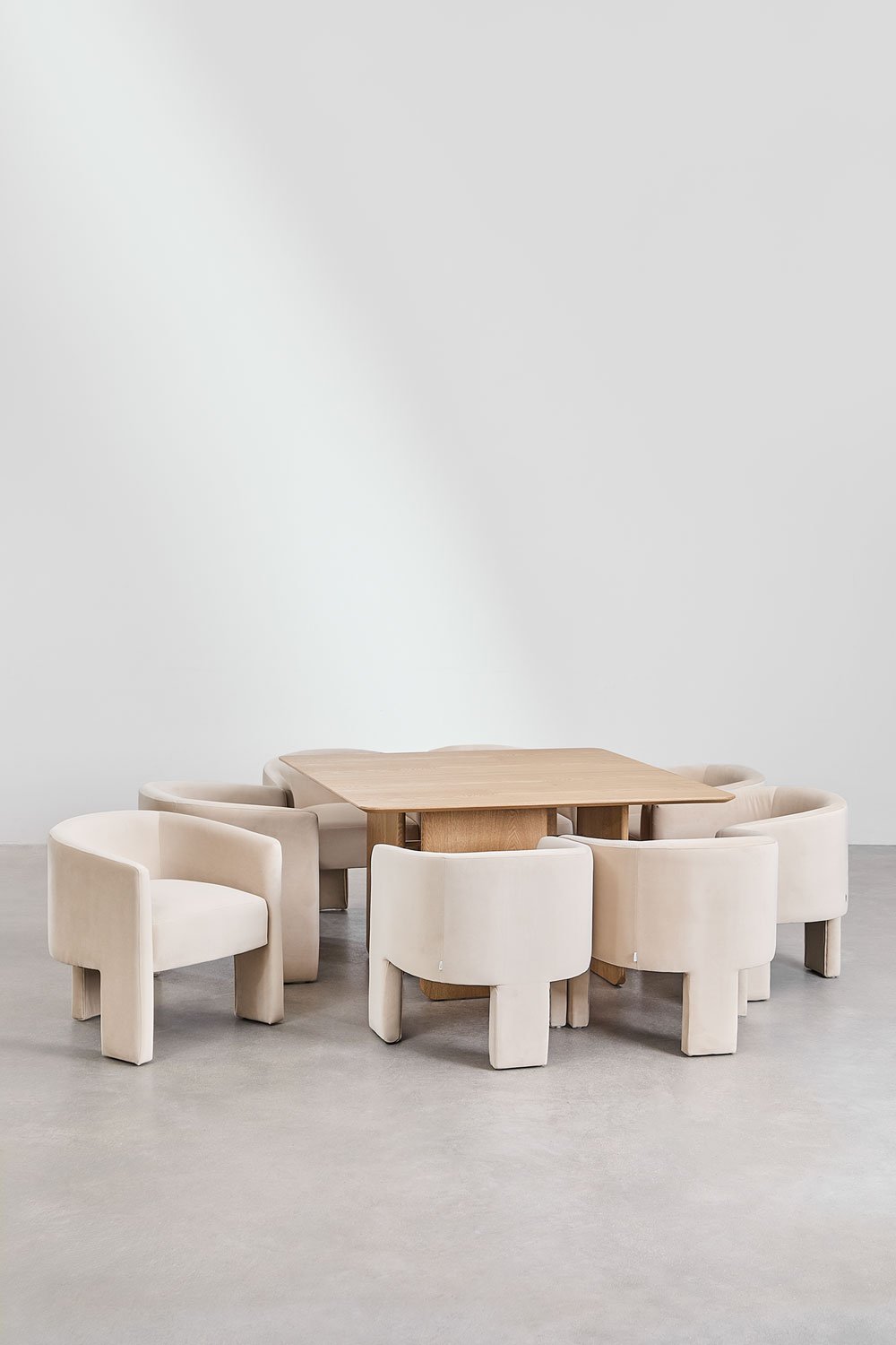 Set tavolo quadrato in MDF e impiallacciatura di frassino (140x140 cm) Ginger e 8 sedie da pranzo in velluto Xastru
