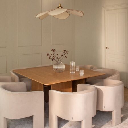 Set tavolo quadrato in MDF e impiallacciatura di frassino (140x140 cm) Ginger e 8 sedie da pranzo in velluto Xastru