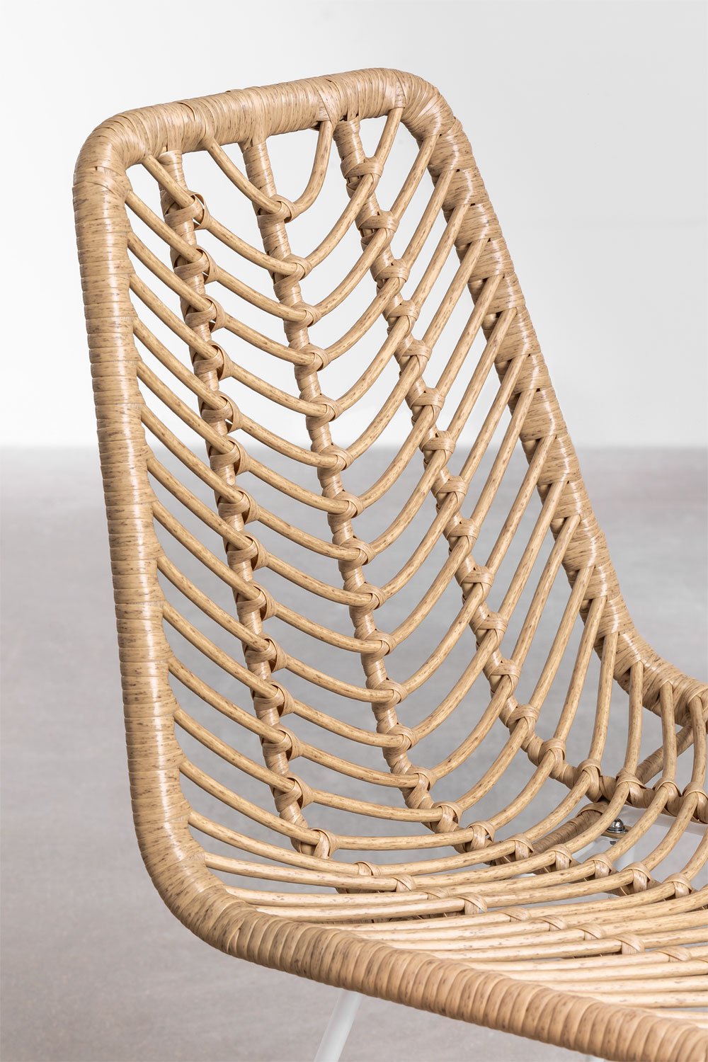Set tavolo rettangolare 180x90 cm in legno di acacia e acciaio Maupi e 6 sedie da giardino in rattan sintetico Gouda Natural