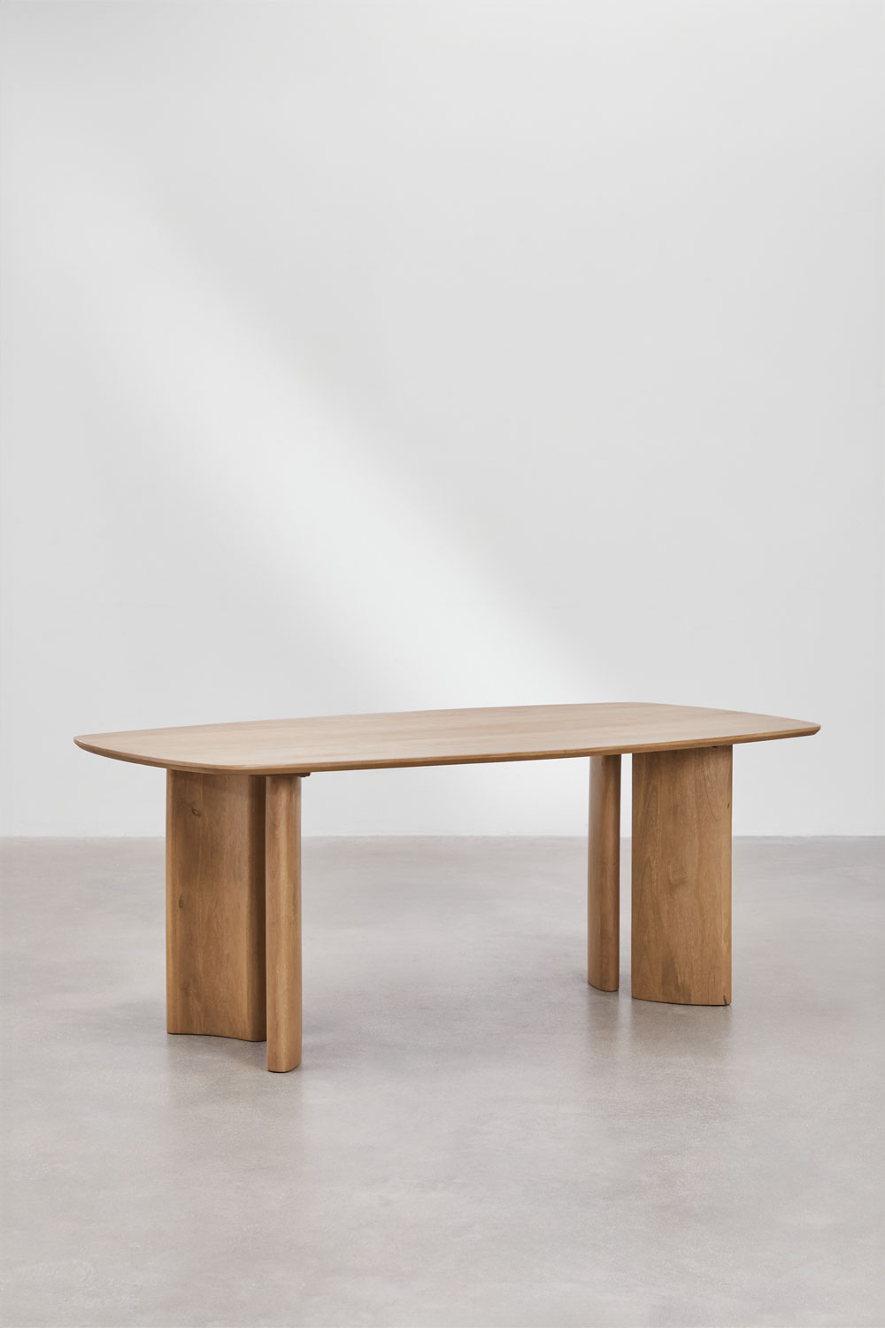 Set tavolo rettangolare 200x100 cm in legno di mango Sidney e 8 sedie da pranzo in fibbia Nagore
