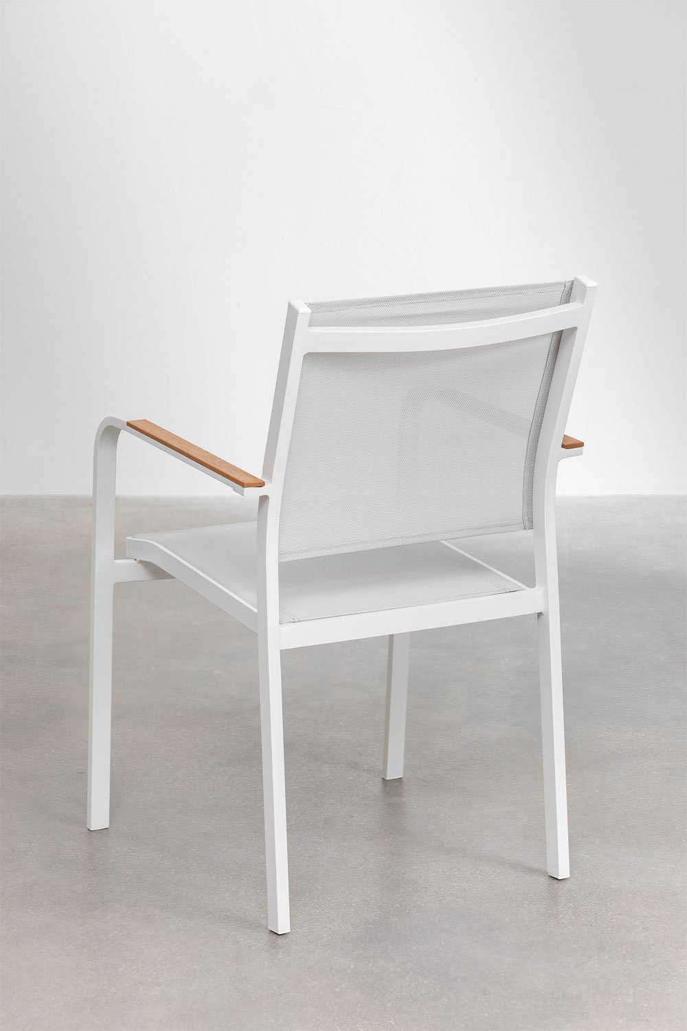 Set tavolo rettangolare 260x110 cm in alluminio e legno di teak Inkeri e 10 sedie da giardino in alluminio Archer