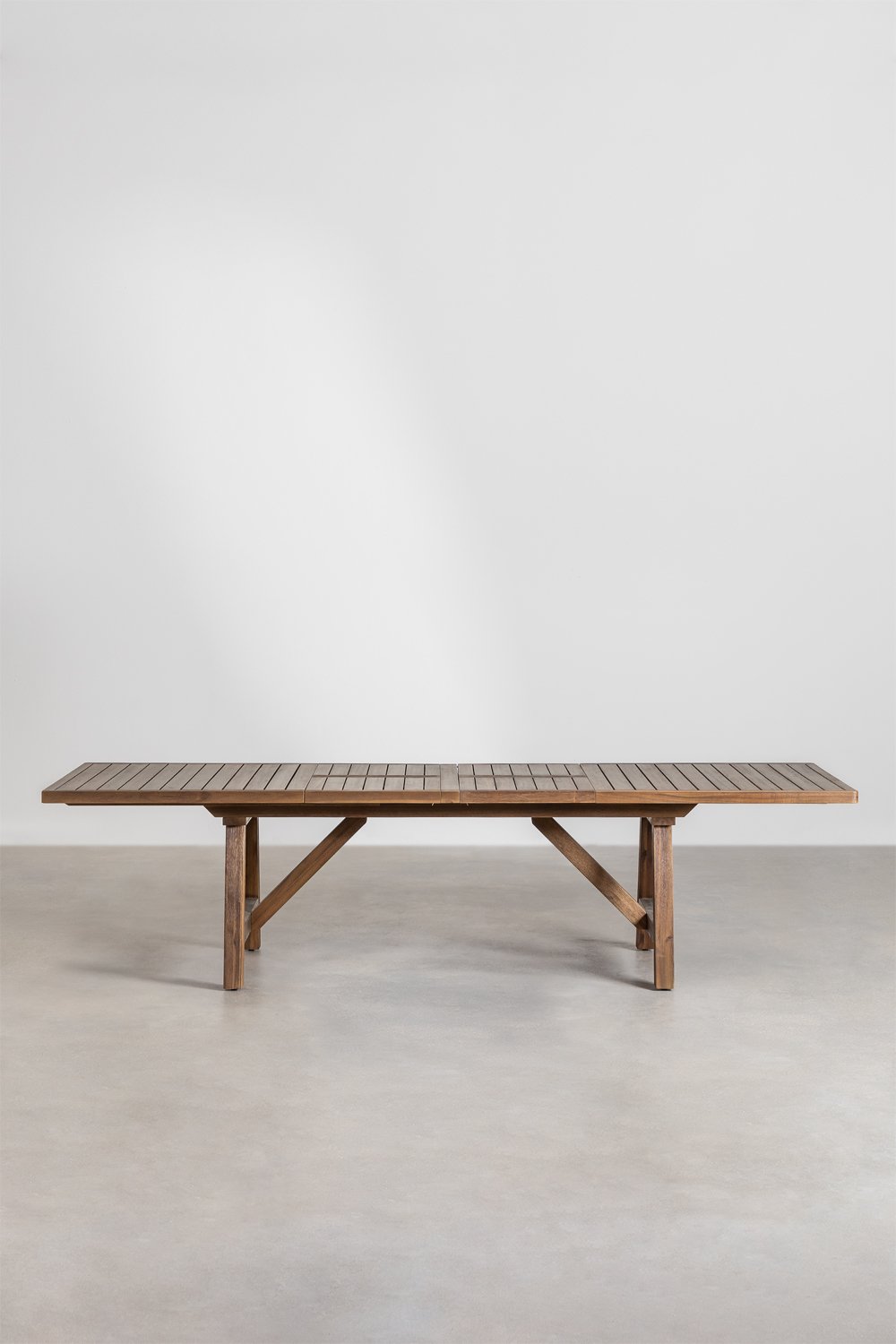 Set tavolo rettangolare estensibile 200-260-320x100 cm e 8 sedie da pranzo con braccioli in legno di acacia Dubai