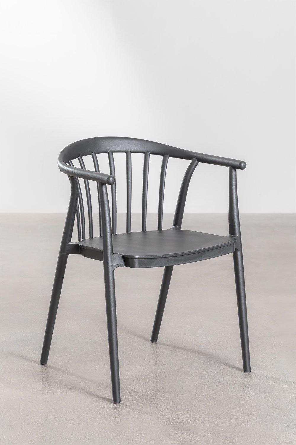 Set tavolo rotondo allungabile Barces, 145-200x145 cm, in alluminio e 8 sedie da giardino impilabili Ivor con braccioli.