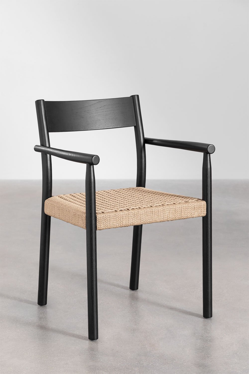 Set tavolo rotondo in cemento (Ø120 cm) Noemi e 4 sedie da pranzo in legno di rovere e corda intrecciata Mara