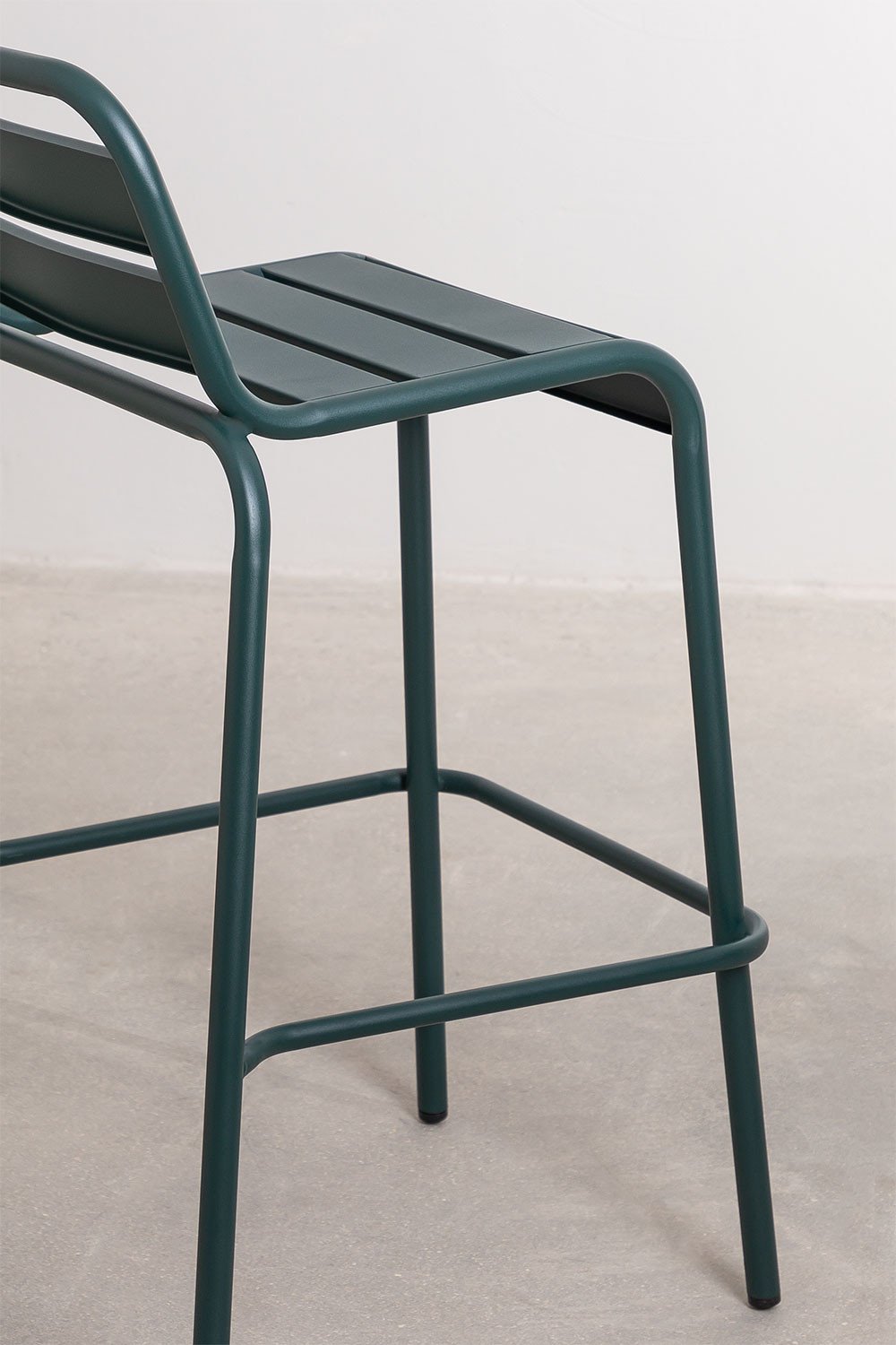 Sgabello alto impilabile Janti da 75 cm