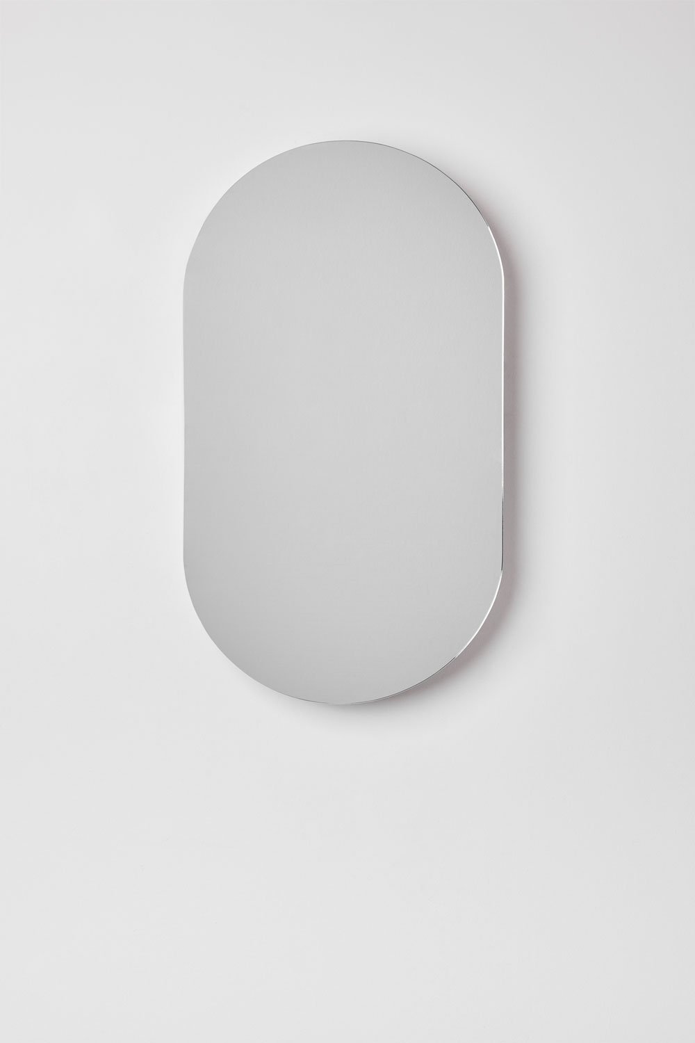 Specchio da parete ovale per il bagno Oricsa con contenitore (50x90 cm)