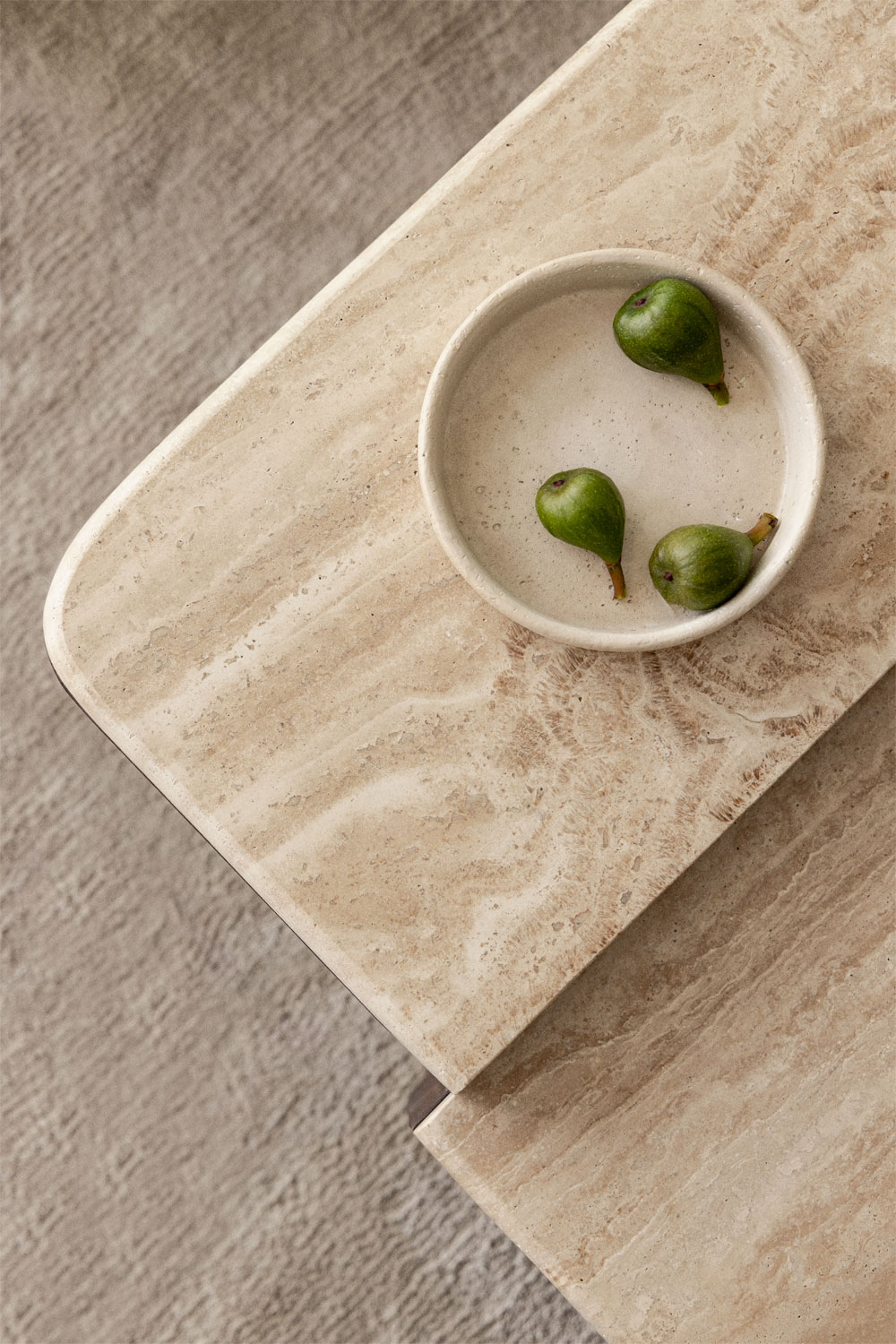 Tavolino da caffè 90x90 cm in pietra naturale e legno di mango Clotsh