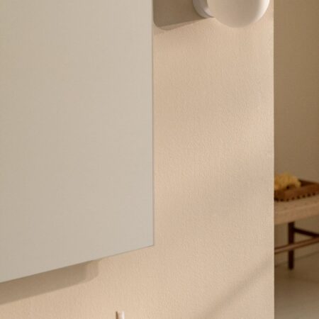 Applique da parete per bagno in acciaio inossidabile con sfera di vetro Uvol Traditional