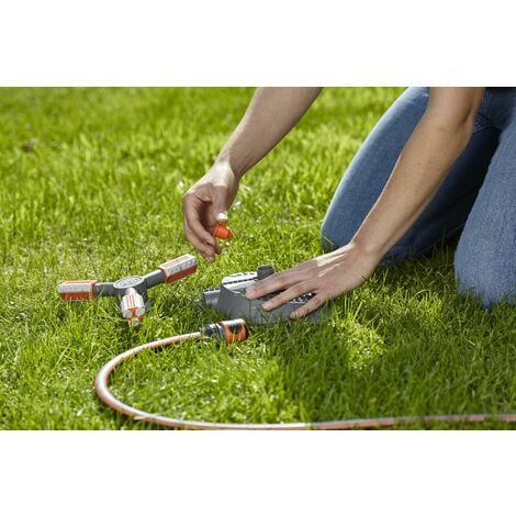 GARDENA Irrigatore circolare Mambo Comfort: per l'irrigazione a 360° di superfici tra 9-310 m², gittata regolabile 3-20 m (2062-20)