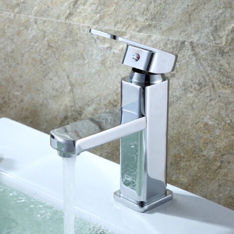 Rubinetto del lavandino del bagno Rubinetto dell'acqua calda e fredda