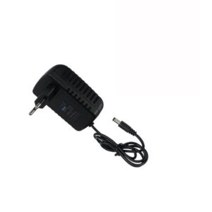 Alimentatore 12v 2A con cavo da 1 metro